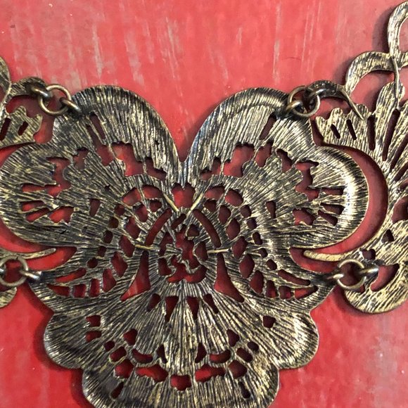 Vintage Victorian Goth Metal Filigree Bib Choker - Picture 4 of 6